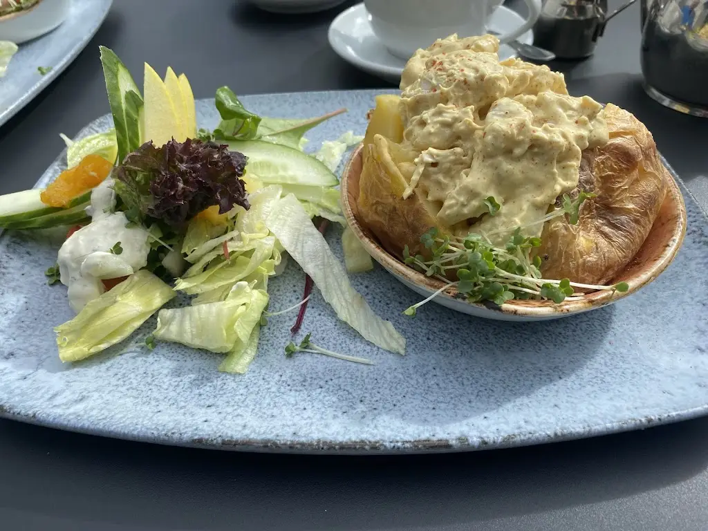 Cafe Kisa_Auchterarder_slider_image_2