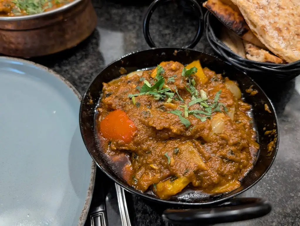 Sheray Punjab_Auchterarder_slider_image_3