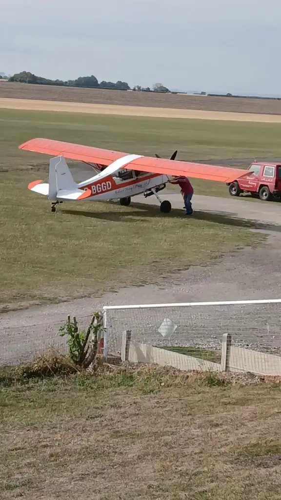 Wade Adams_Wings & Wheels Cafe_Bidford-on-Avon_review