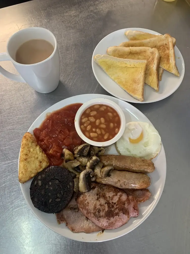 Wings & Wheels Cafe_Bidford-on-Avon_slider_image_3