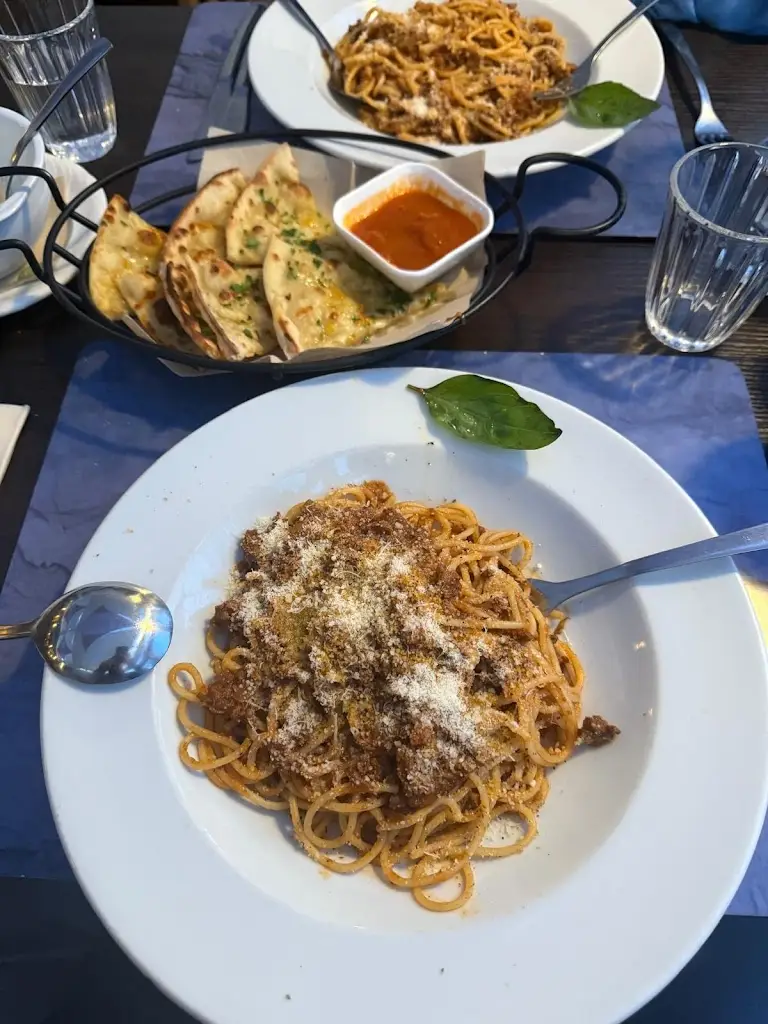 Flavia Birch_The Green Inn_Ballater_recensione