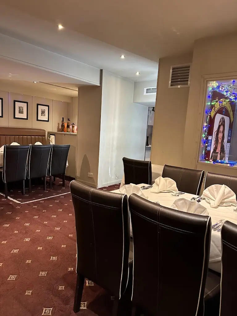 Lochnagar Indian Brasserie_Ballater_slider_image_3