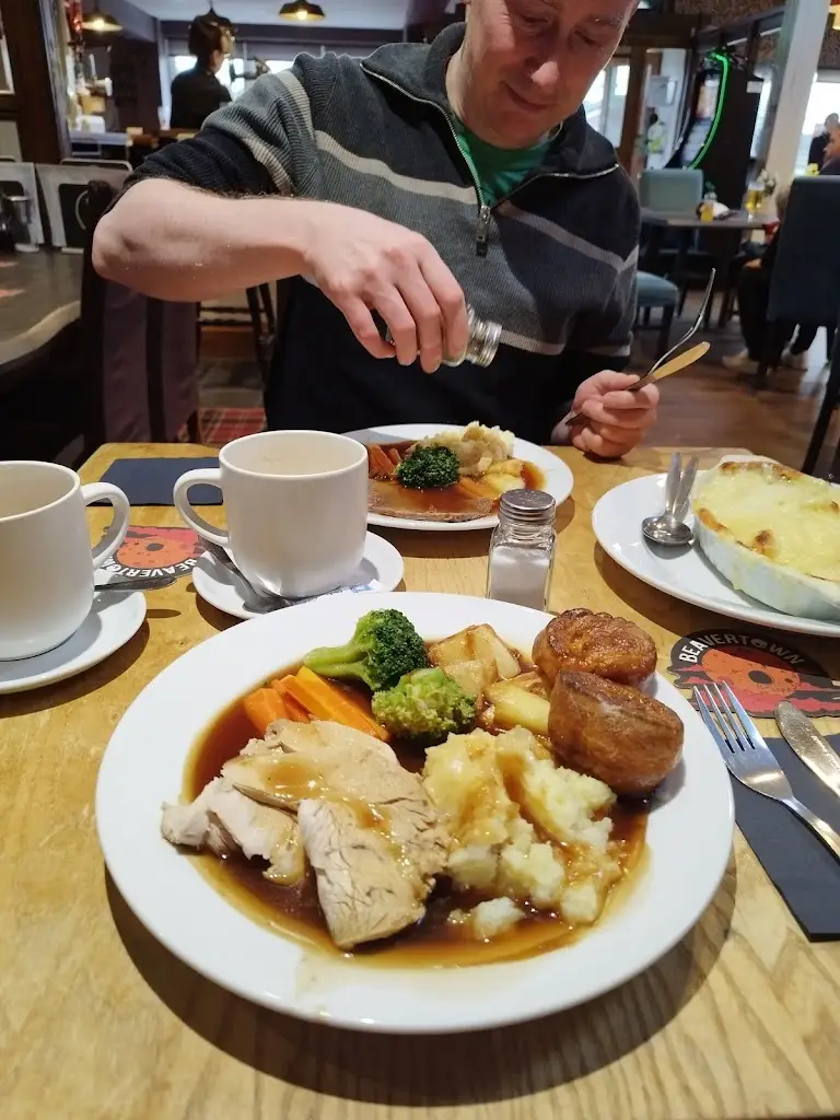 Menu_Roaring Meg_Biddulph_image_4