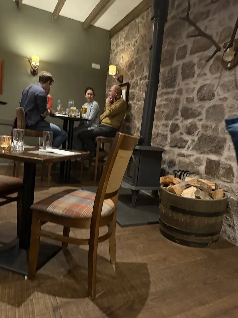 Angus & Ale_Ballater_slider_image_1