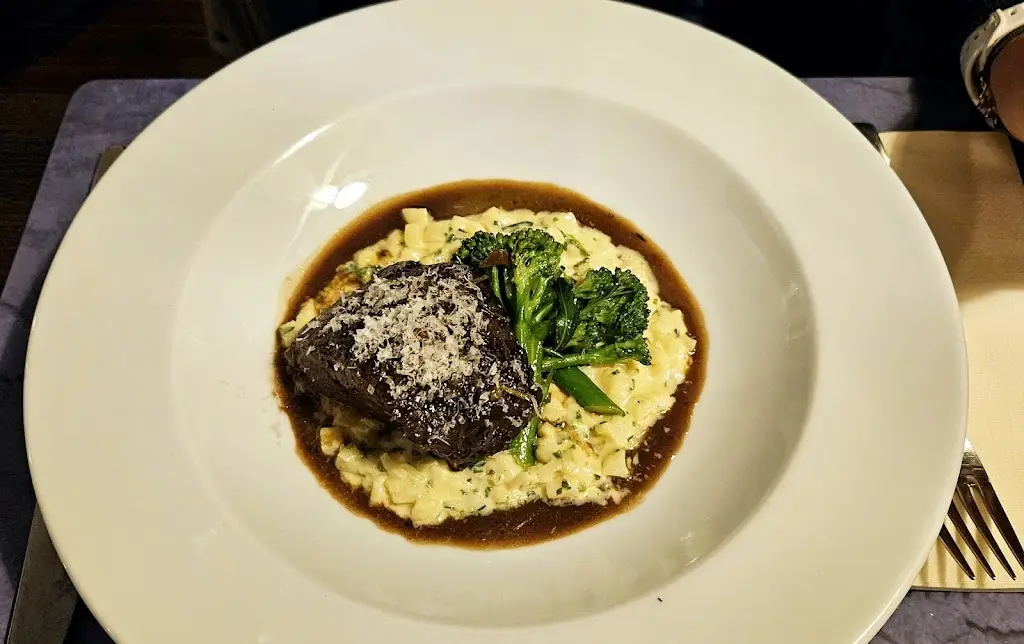 Richard Lynch_The Green Inn Rooms_Ballater_review