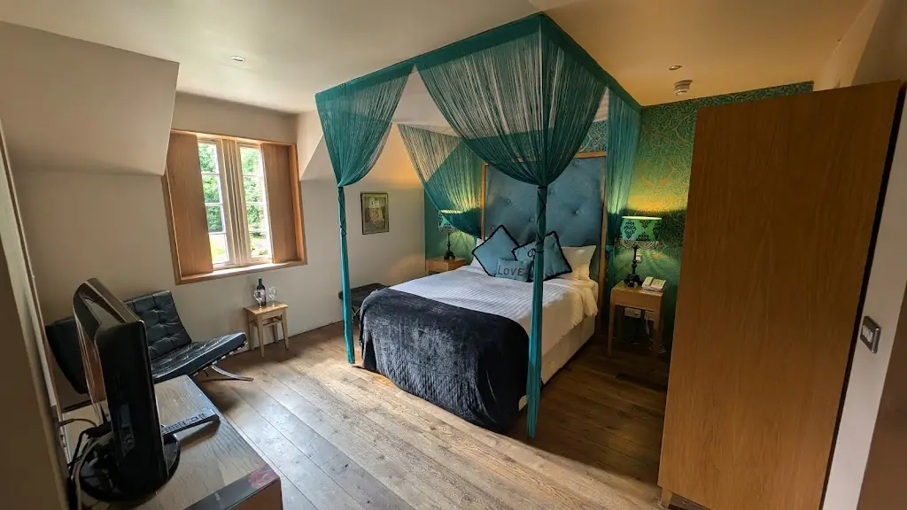 Glenskirlie Castle_Banknock_slider_image_2