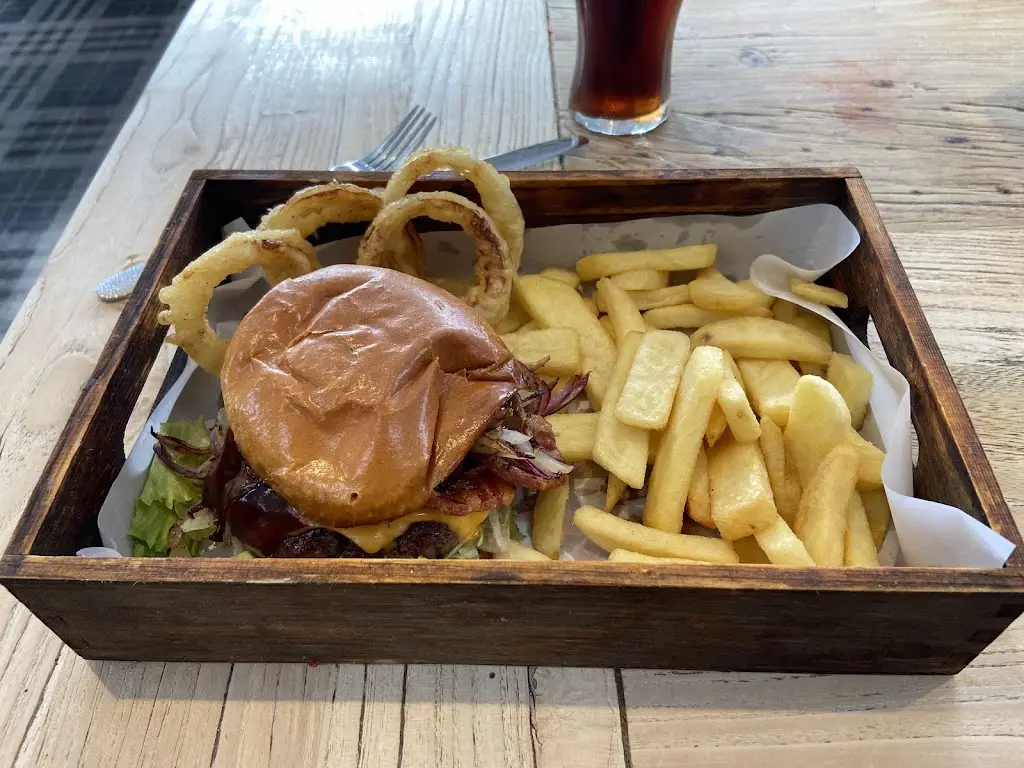 Mango The Restaurant_Banknock_slider_image_3