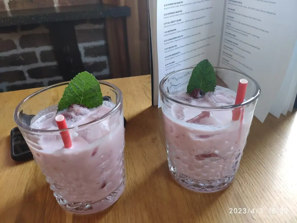 Menu_Behind The Wall_Banknock_image_4