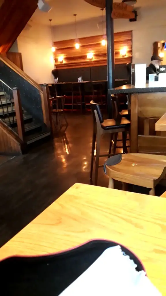 Behind The Wall_Banknock_slider_image_2