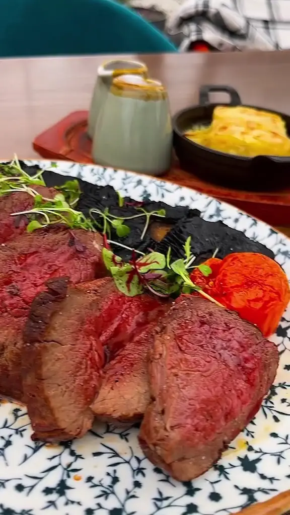 The Fox & Willow_Ayr_slider_image_2