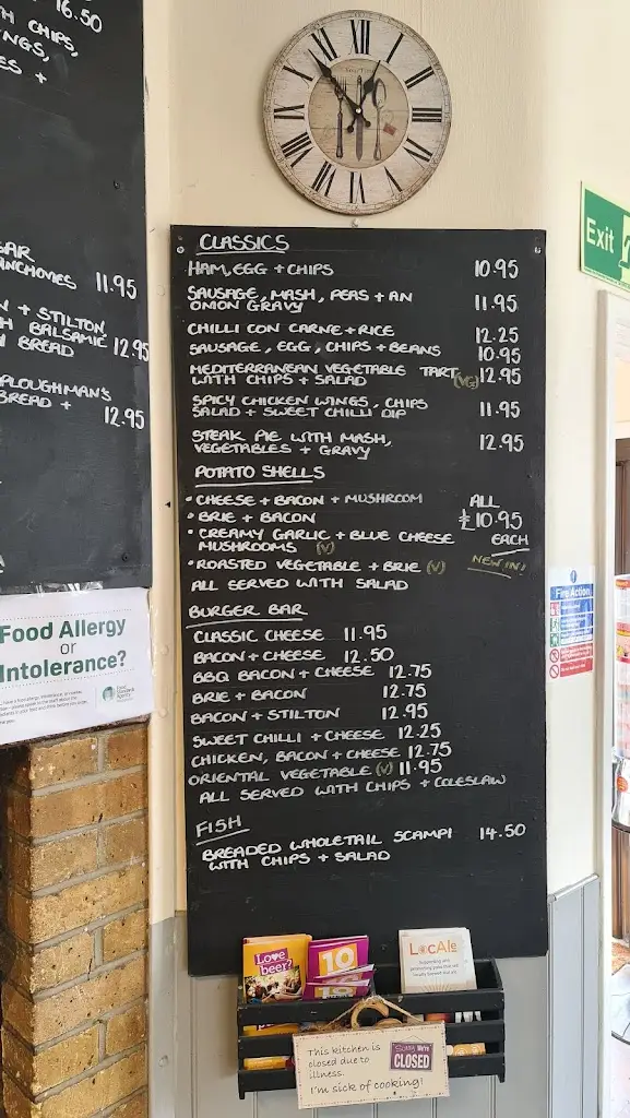 Menu_The Three Horseshoes_Althorne_immagine_4