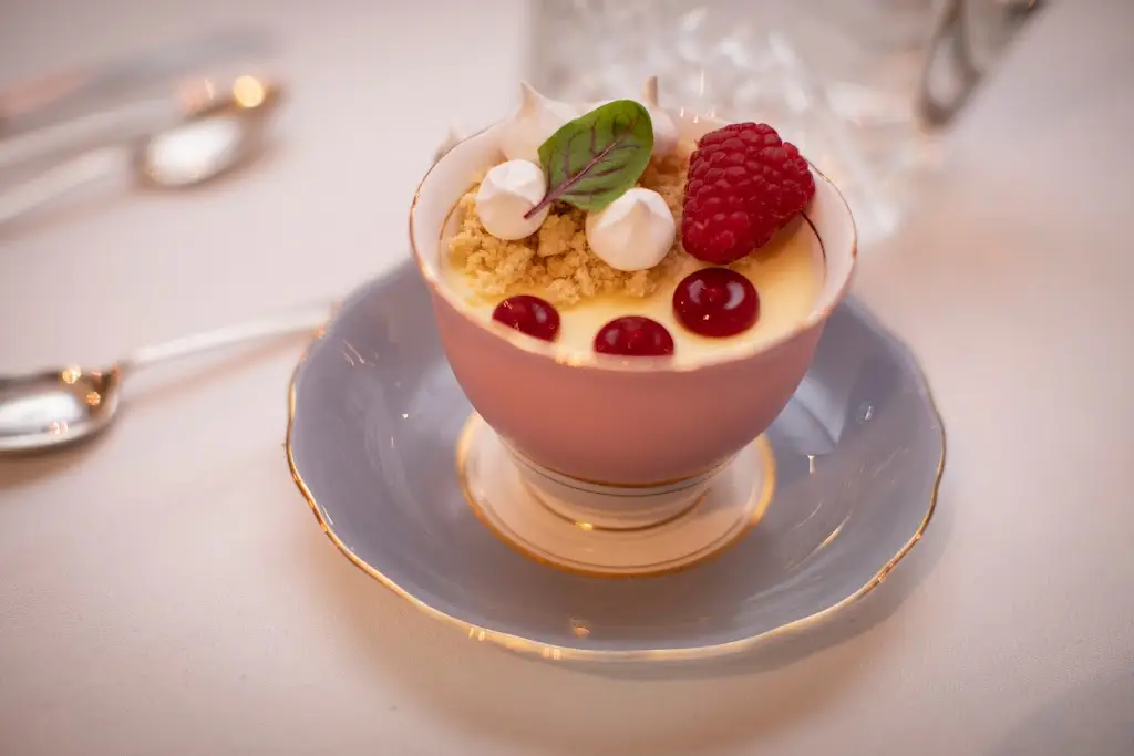 Downright Gabbler_Beauly_slider_image_3