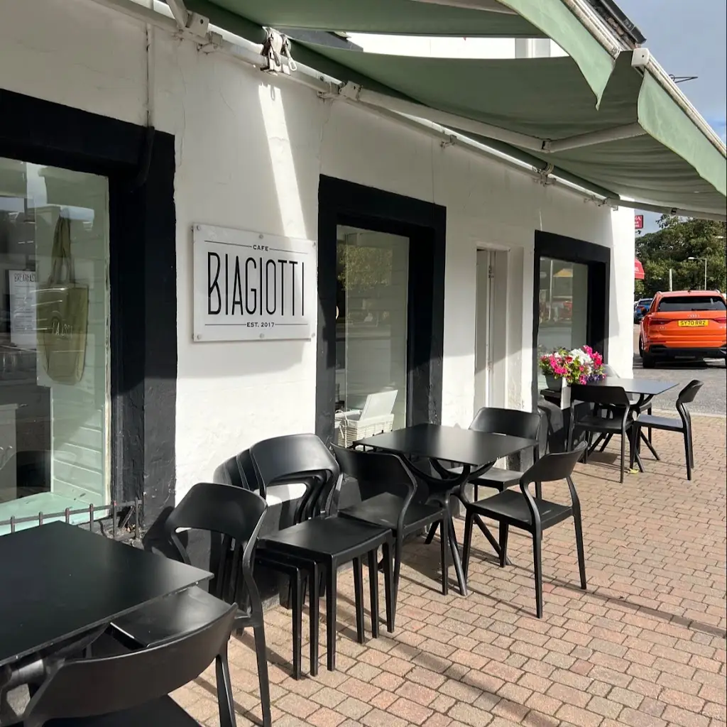 Cafe Biagiotti_Beauly_slider_image_1