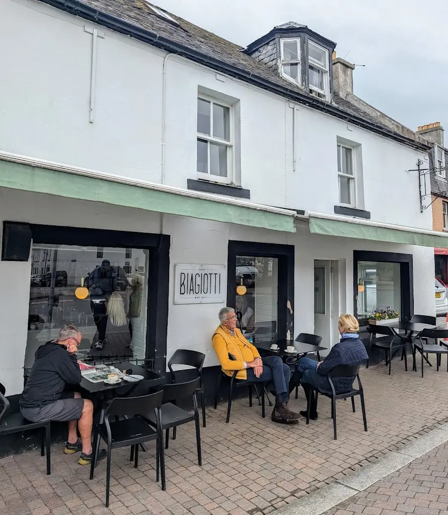 Cafe Biagiotti_Beauly_slider_image_3