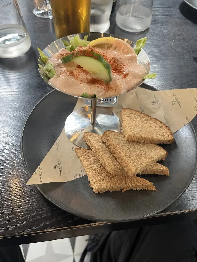 A T_The Boarding House_Beith_review