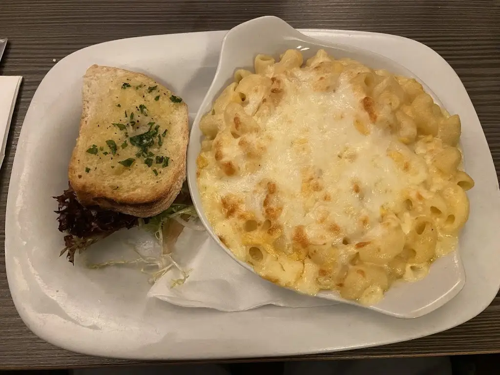 Alex March_The Mint_Bargeddie_review