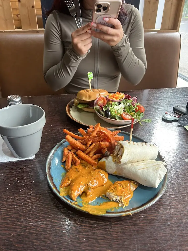 Josh Venart_The Ladz Coatbridge_Bargeddie_review