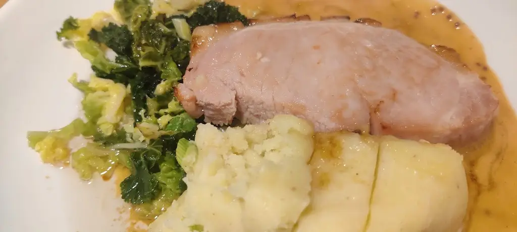 Candida Brand_The Barony_Biggar_review