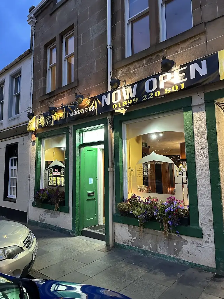 Taj Mahal_Biggar_slider_image_3