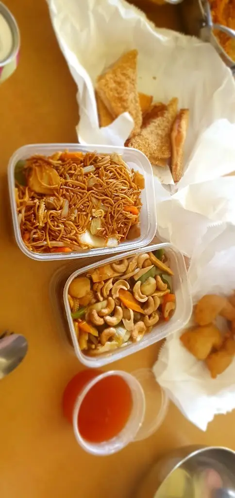 K-wok Chinese Take Away_Biggar_slider_image_2