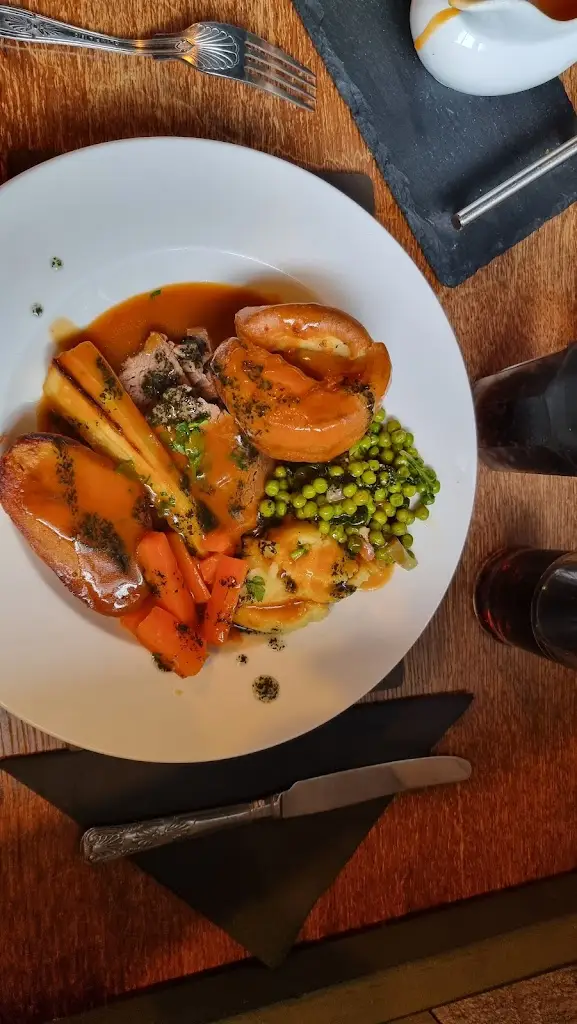 Menu_The Islwyn Inn_Blackwood_image_4