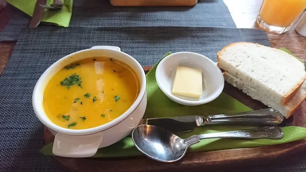 Menu_The Islwyn Inn_Blackwood_image_8