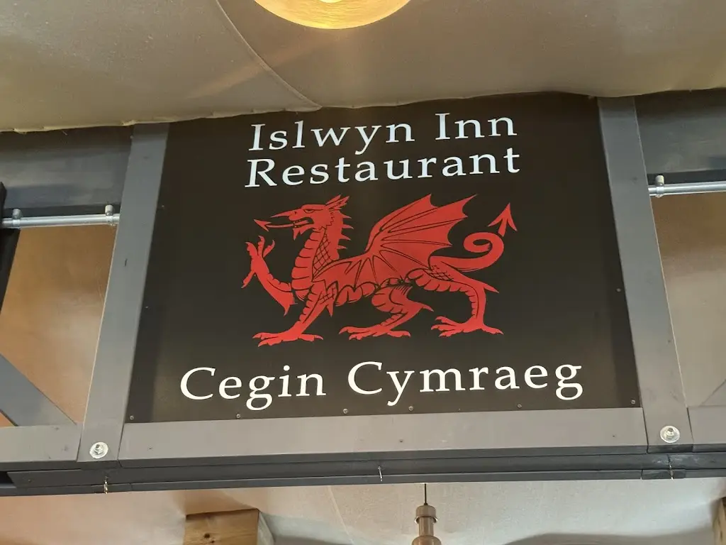 Paul Meek_The Islwyn Inn_Blackwood_review