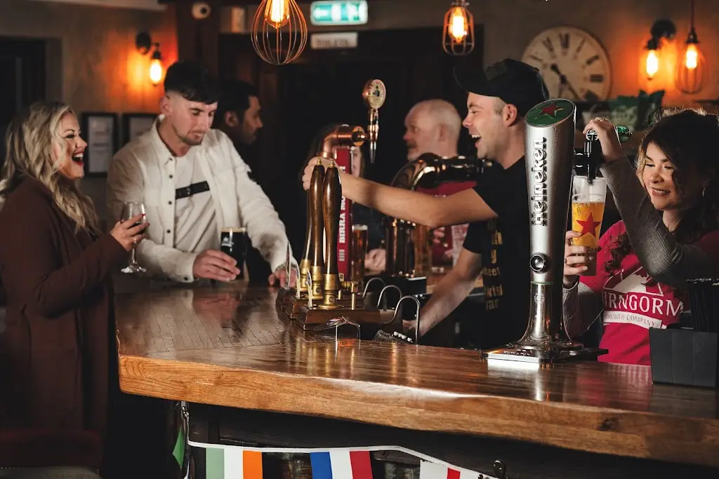 The Winking Owl, Craft Ale Pub & Bar_Aviemore_slider_image_1