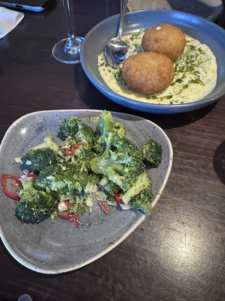 Loraine_Delaneys' Restaurant_Aviemore_review