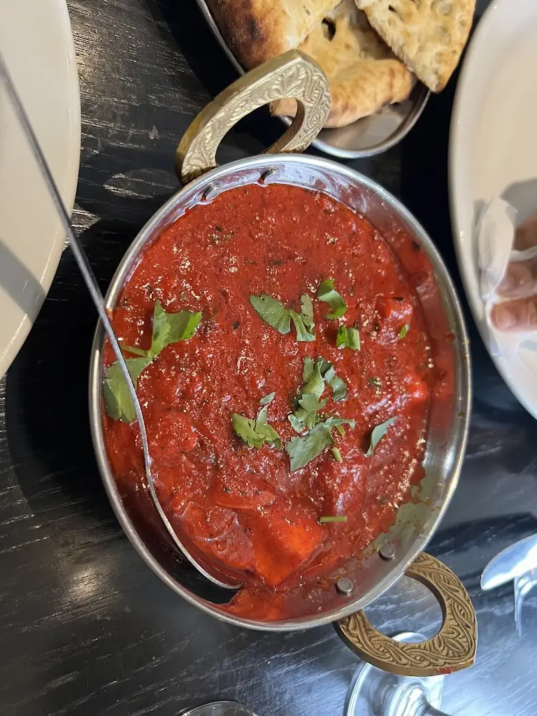 Tamanna Indian_Aviemore_slider_image_3