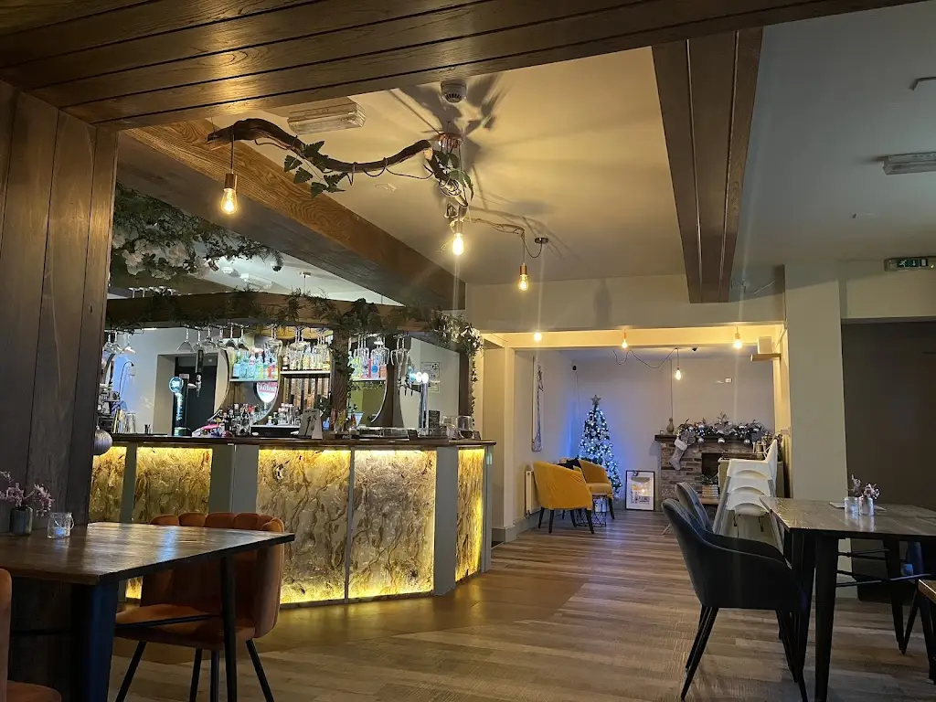 Old Sam's_Biddulph_slider_image_3