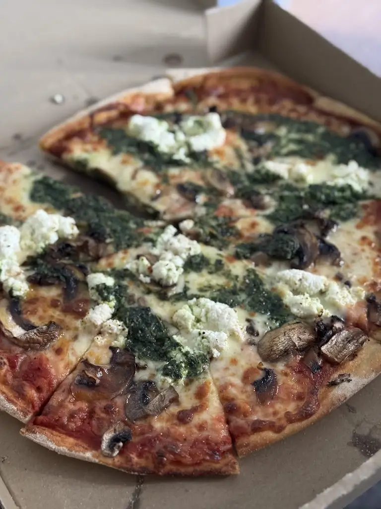 Gloria Wong_Pizzariach_Aviemore_review