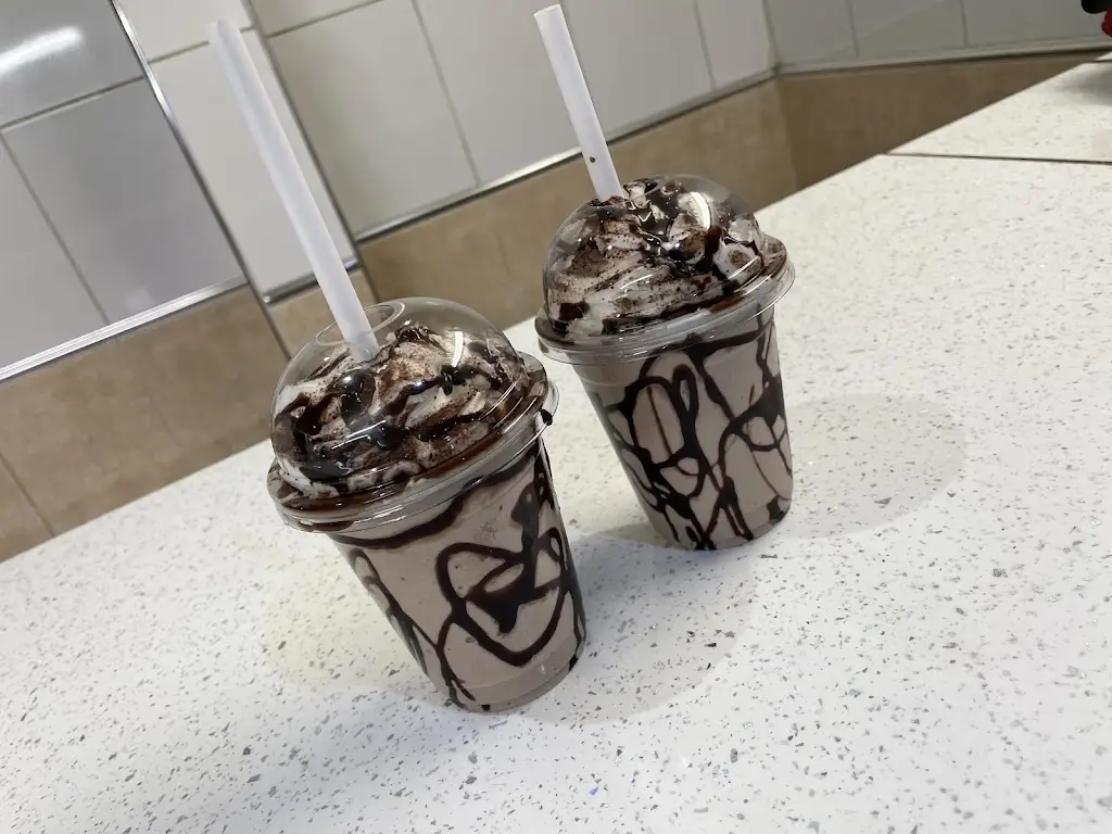 Taste of Paradise_Biddulph_slider_image_3