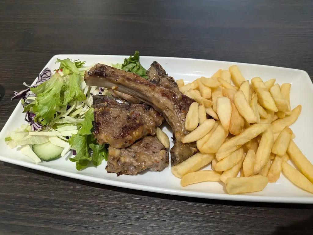 Aviemore Kebab & Burger_Aviemore_slider_image_3