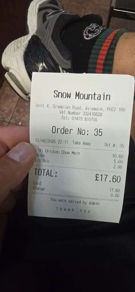 Kyle Wilson_Snow Mountain Chinese Takeaway_Aviemore_reseña