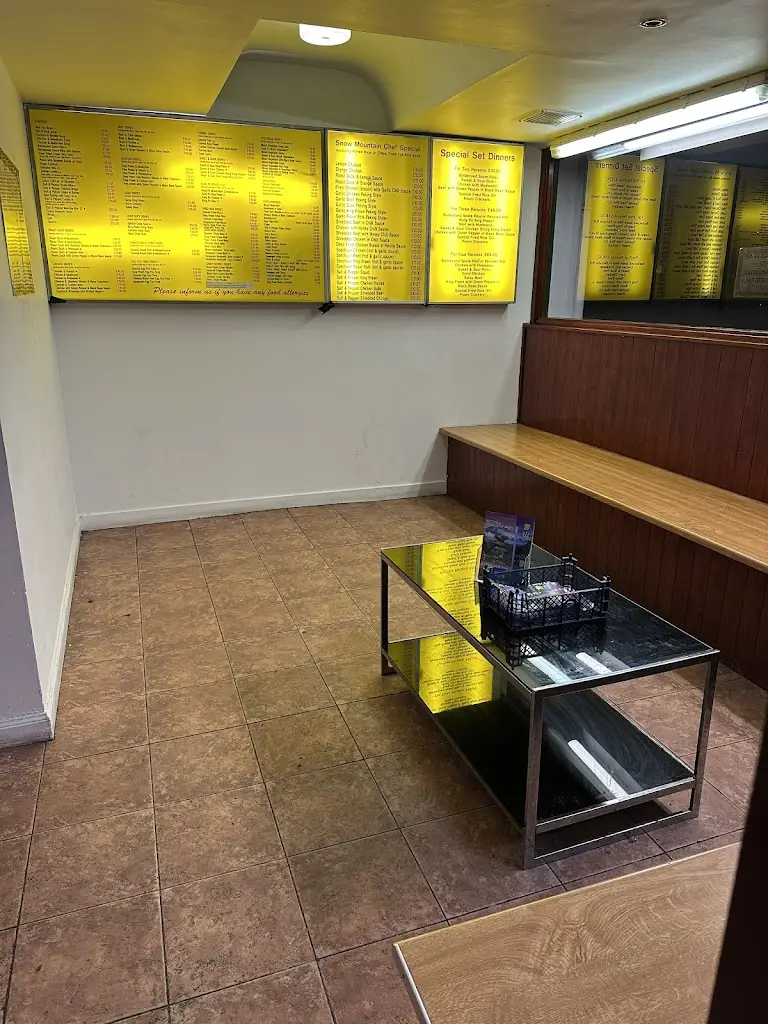 Snow Mountain Chinese Takeaway_Aviemore_slider_image_3