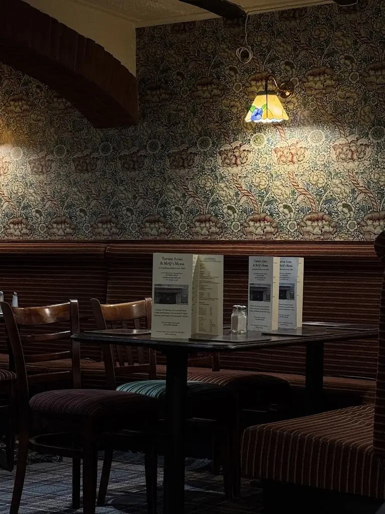 Tiago Safara_The Tartan Arms & McQ's_Bannockburn_review