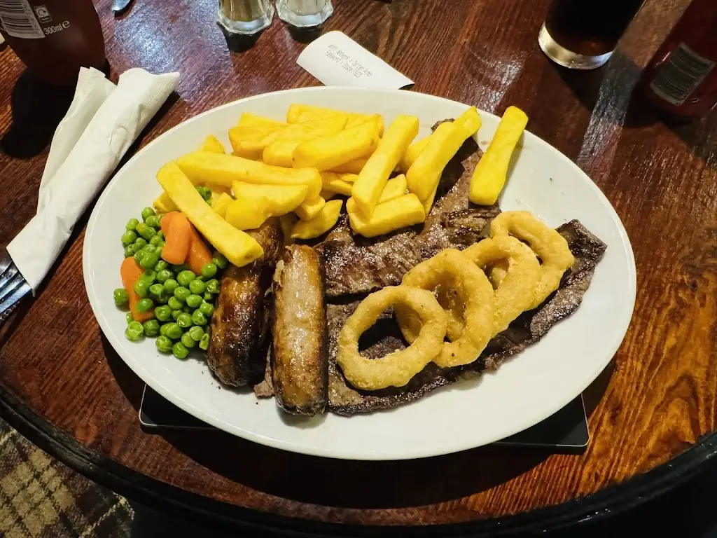 Andreea J_The Tartan Arms & McQ's_Bannockburn_review