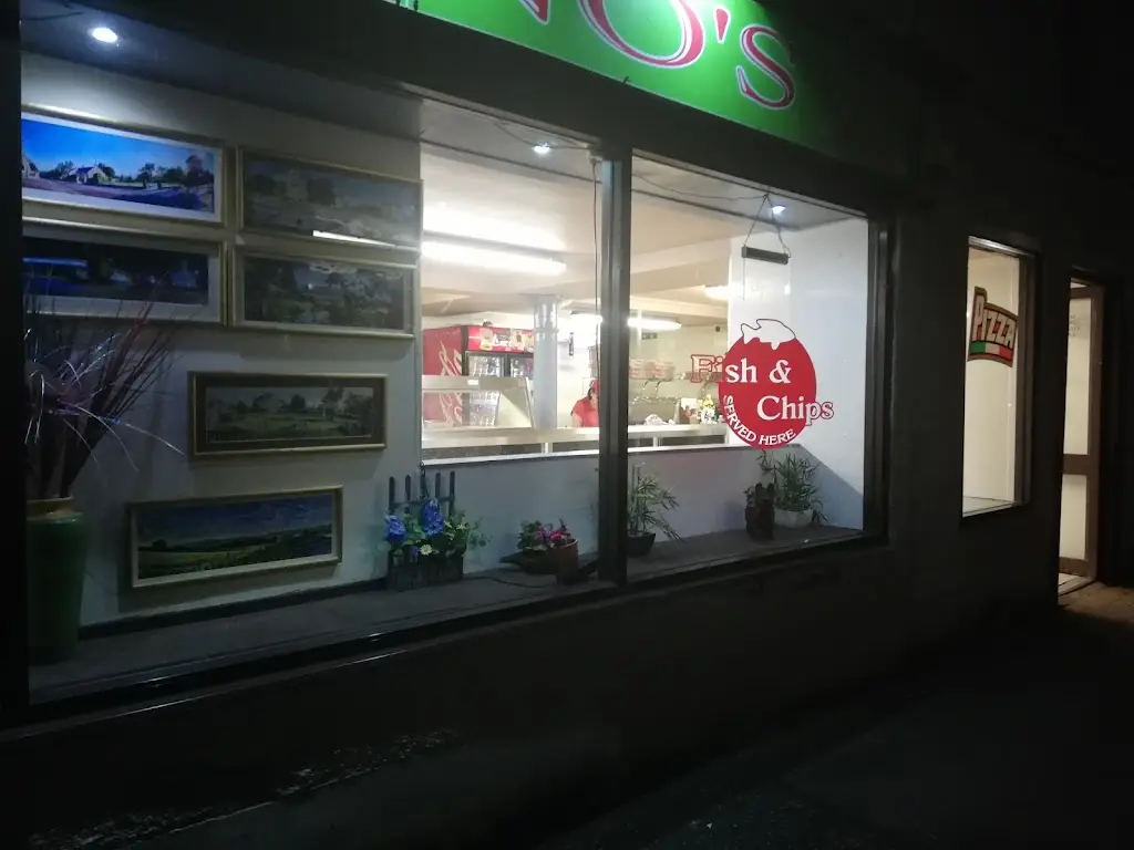 Bruno's Take Away_Bannockburn_slider_image_3