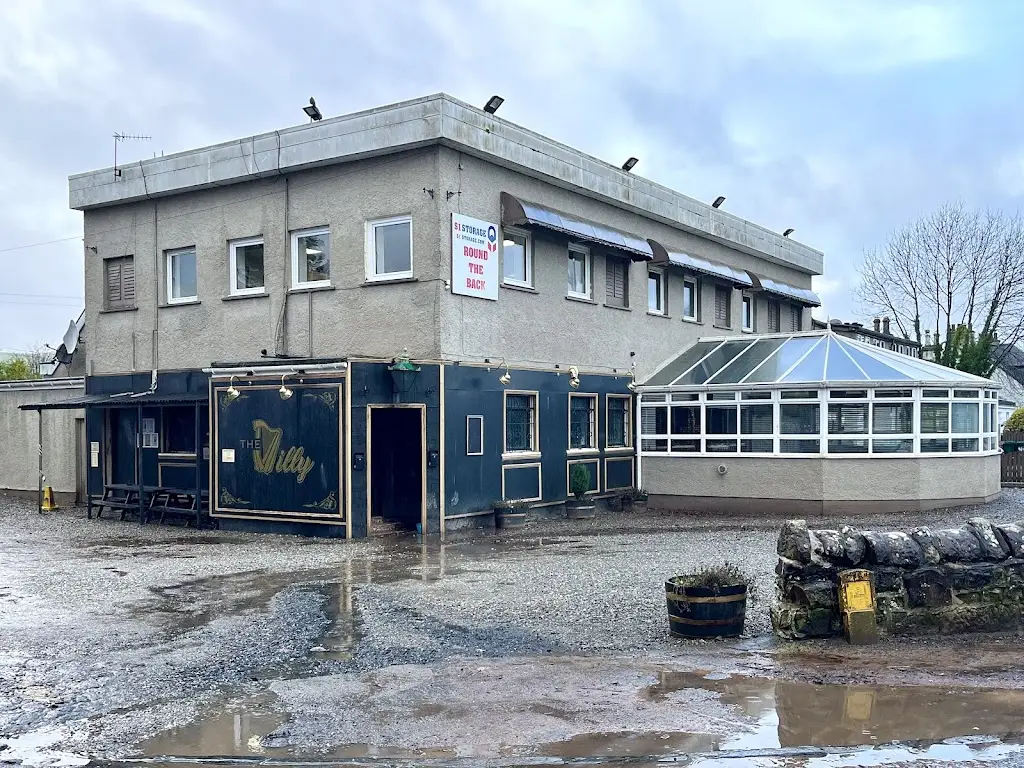 The Riverside Bar & Lounge restaurant in Bonhill