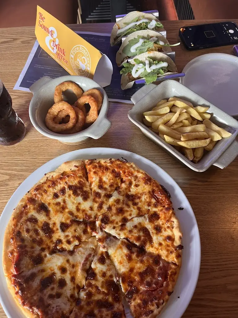 The Ben Bar & Kitchen_Bonhill_slider_image_3