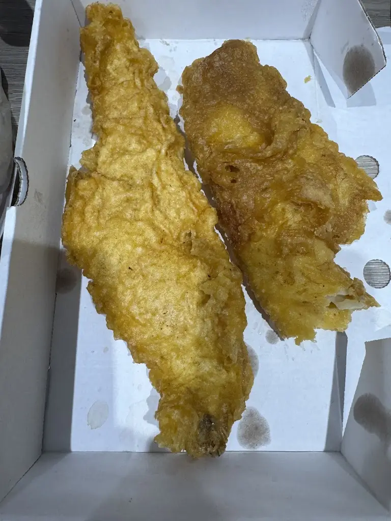 Robert Lees_Rossi's_Bonhill_review