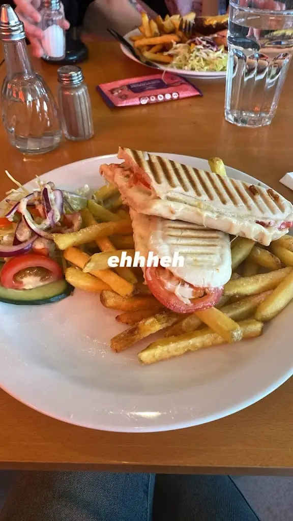 arl s_Lagavulin Bistro_Bonhill_review