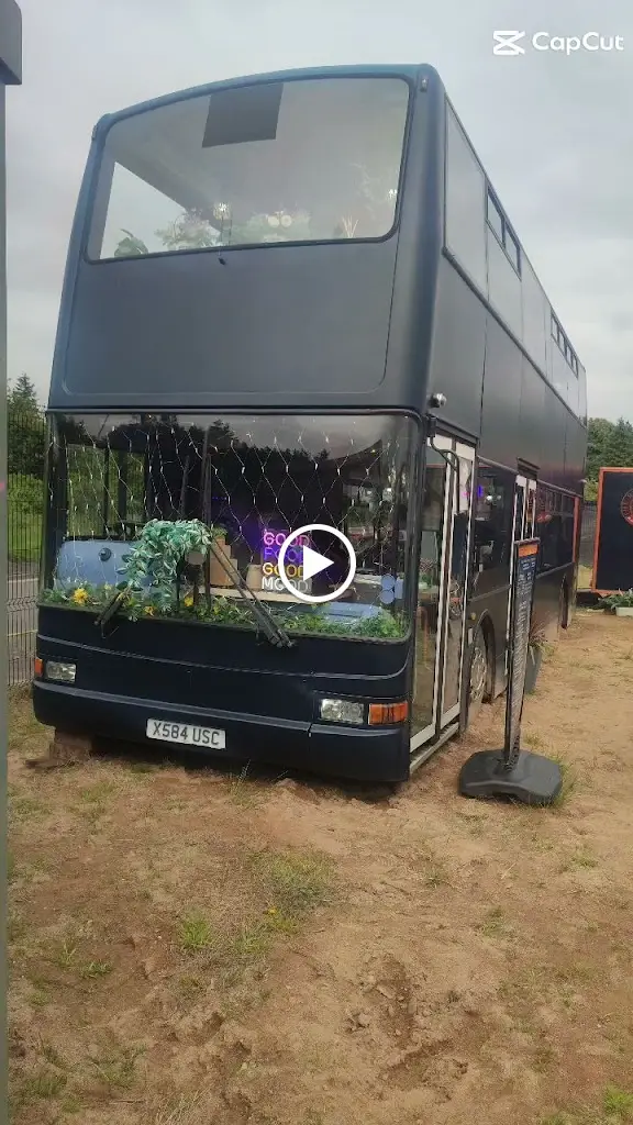 River Shack Bus Café_Bonhill_slider_image_2