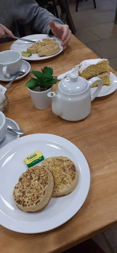 sheilakp52_The Hideaway cafe_Biddulph_review