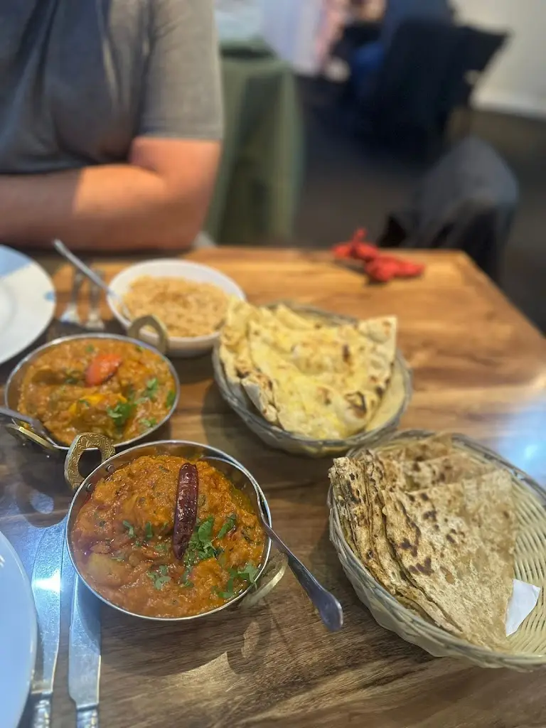 Barry Fitzsmmons_Himalayan Dine Barrhead_Barrhead_review