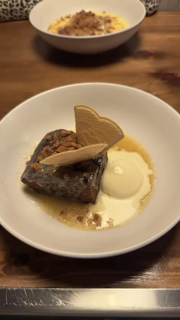 Andrew Miller_Retro Bar & Grill_Barrhead_review