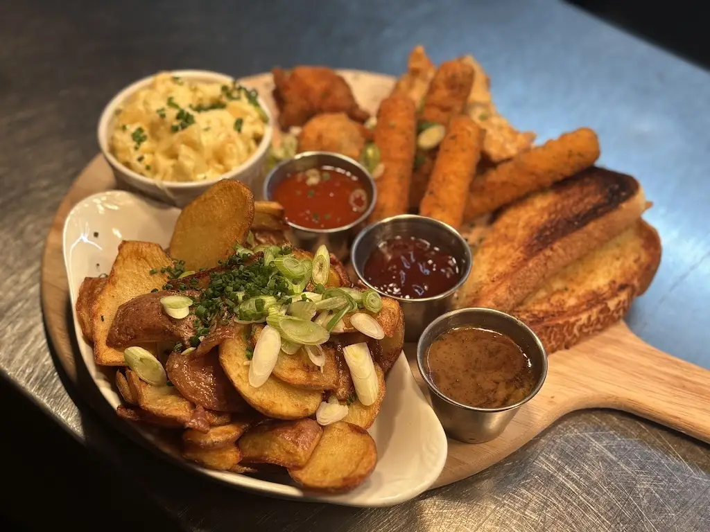 Retro Bar & Grill restaurant in Barrhead