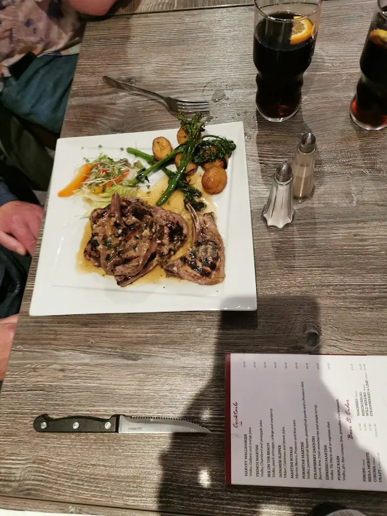 Menu_Gianninos_Broxburn_image_2