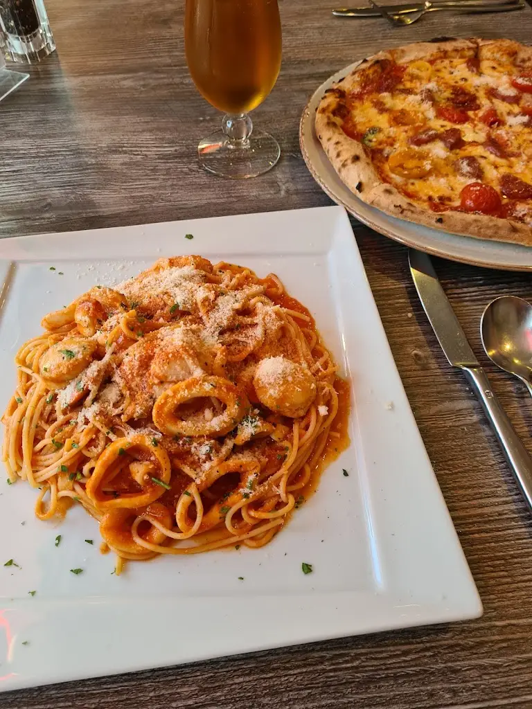 Menu_Gianninos_Broxburn_image_8